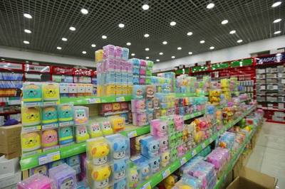 整合資源譜新篇 奏響發(fā)展進(jìn)行曲——貴陽西南國(guó)際商貿(mào)城文體用品專業(yè)市場(chǎng)煥發(fā)新活力